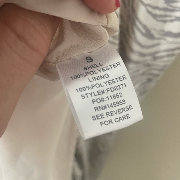 NWT dress forum-small - Picture 3 of 6